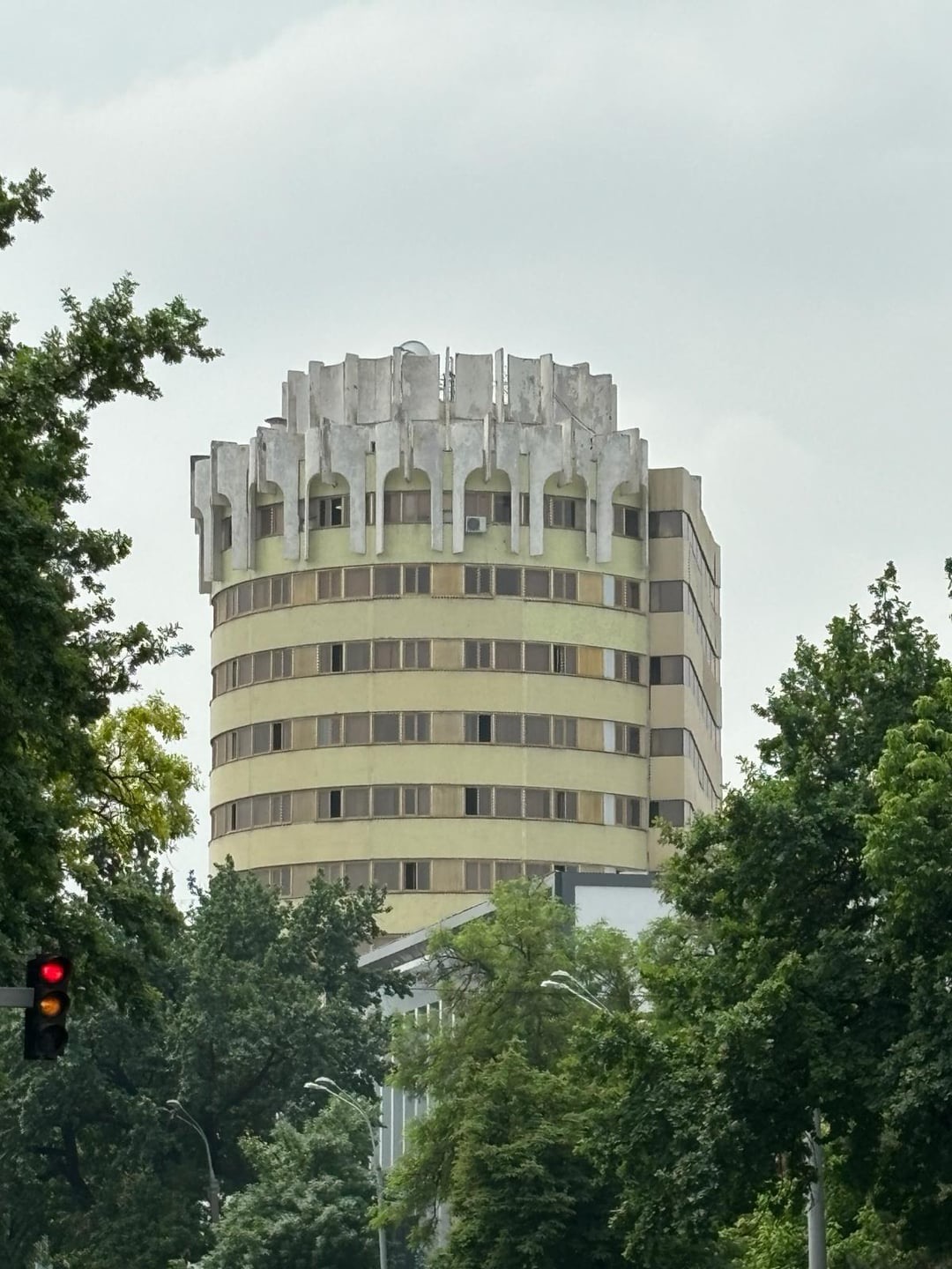 Concrete Dreams, Silk Road Hues